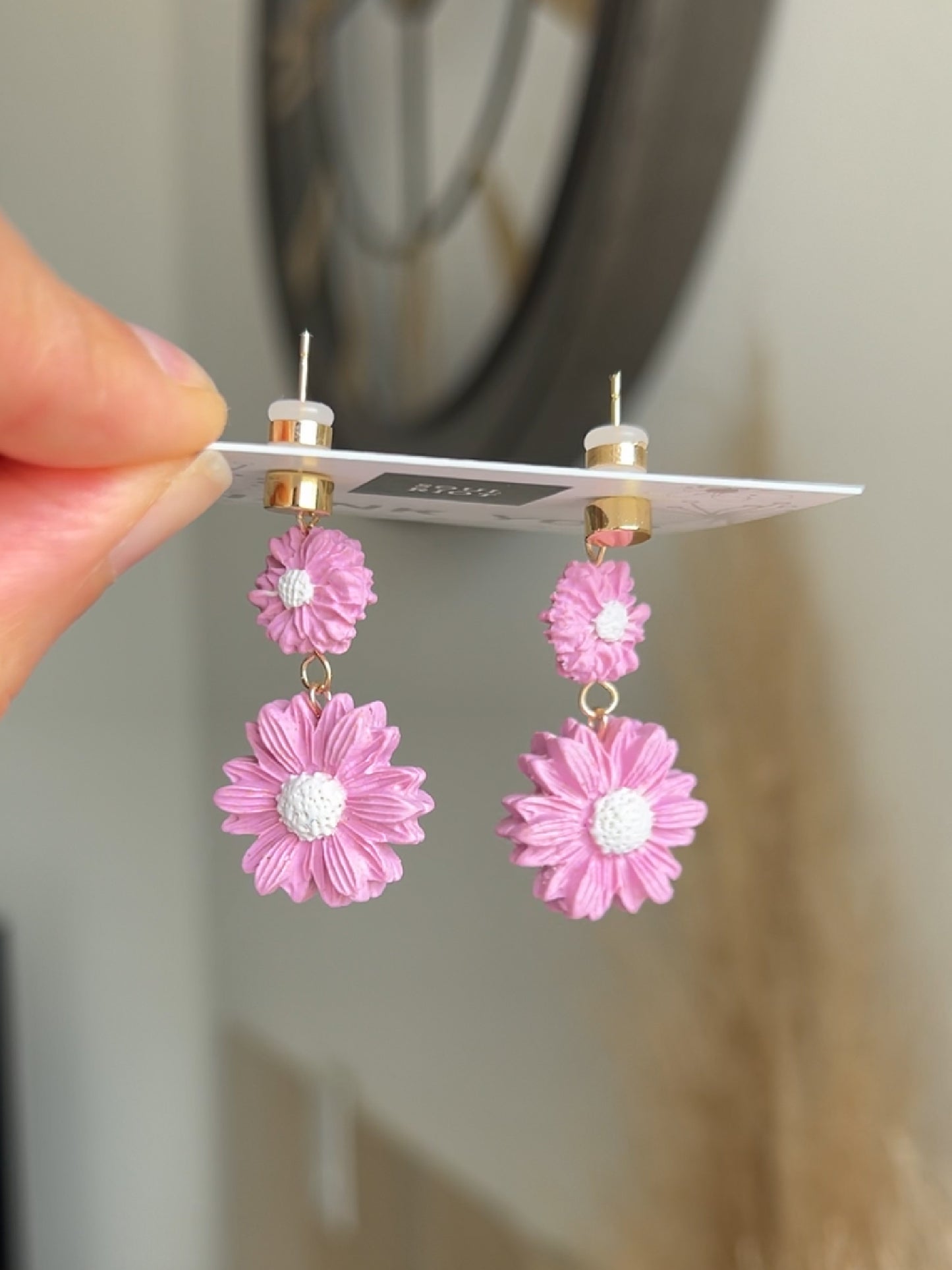 Pink Daisy Earrings