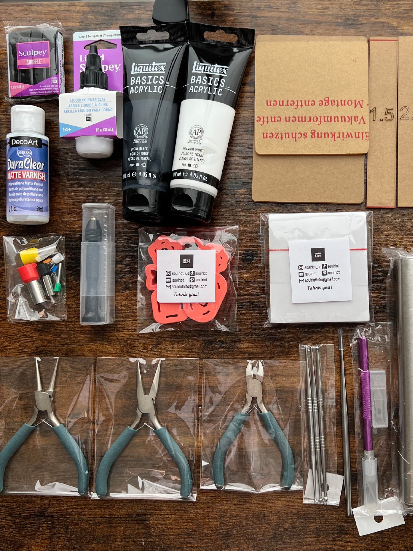 Polymer Clay Starter Kit  Free Shipping*