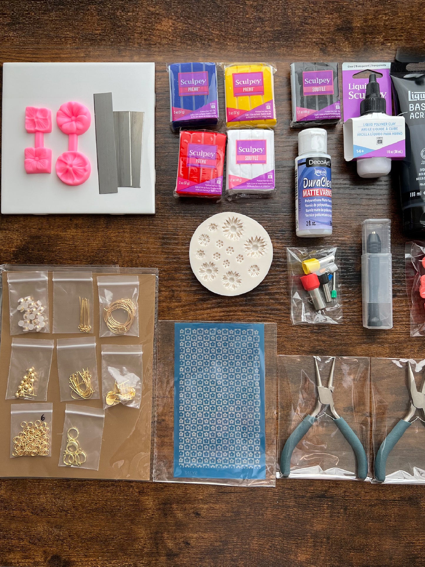 Polymer Clay Starter Kit  Free Shipping*