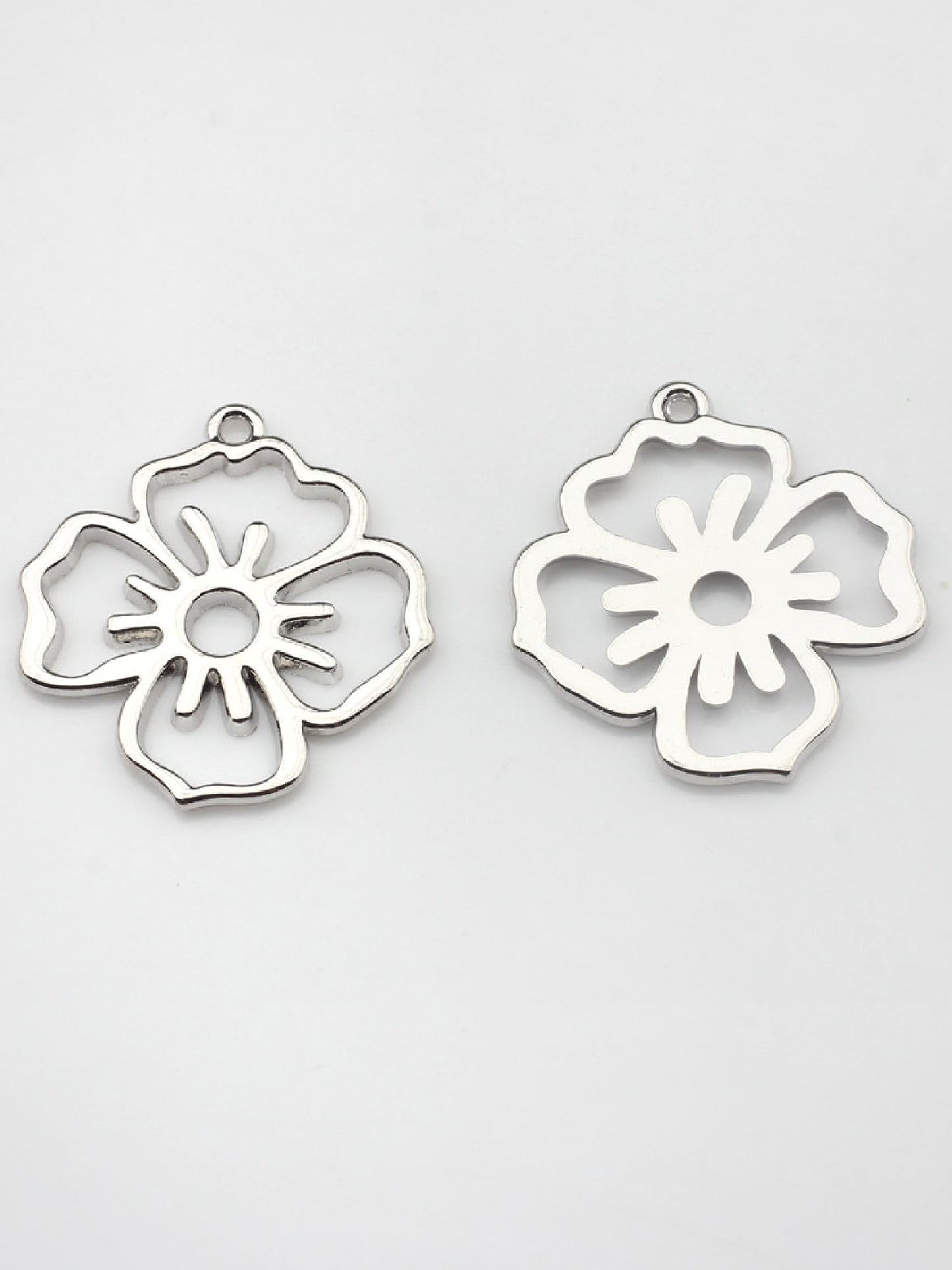 Alloy Floral shape Pendant 24x22mm (6pcs)